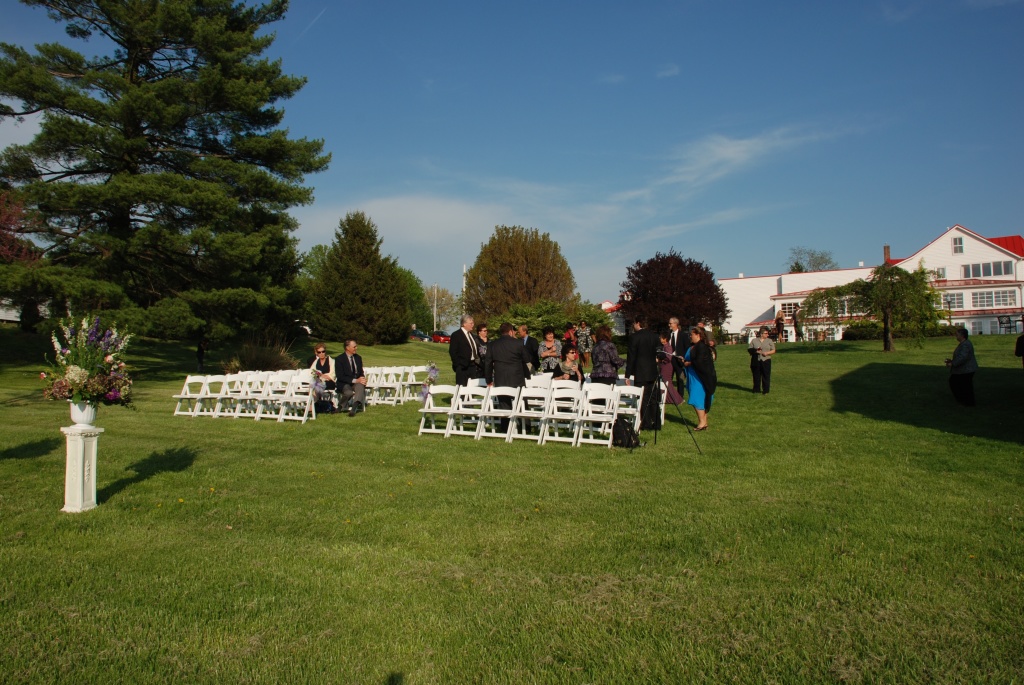2010/04(April)/Lindsay Andrew Wedding/1024x768_2010-04-23-066 Lindsay-Andrew Wedding.jpg